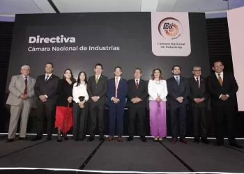 Posesión de nuevos directorios: Cámara Nacional de Industrias y Cámara Departamental de Industrias de La Paz
