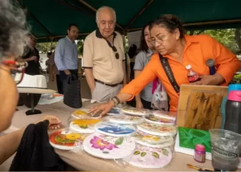 La feria “Mujeres en acción 2025” destacó por el talento y la energía emprendedora femenina
