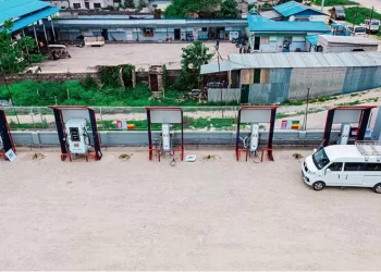 Huawei, Nepal devela su primera estación de carga eléctrica