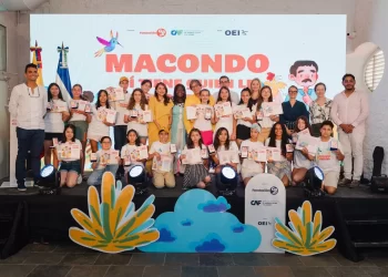 Tres jóvenes escritoras bolivianas triunfan en el concurso “Macondo sí tiene quien le escriba”