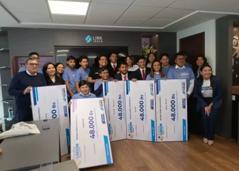 Entrega de capital semilla a cinco startups en el Torneo Nacional de Incubaunión Tecnológico 1.0