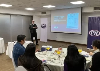 PIL Bolivia presenta el primer Taller de Periodismo en Alimentación y Nutrición