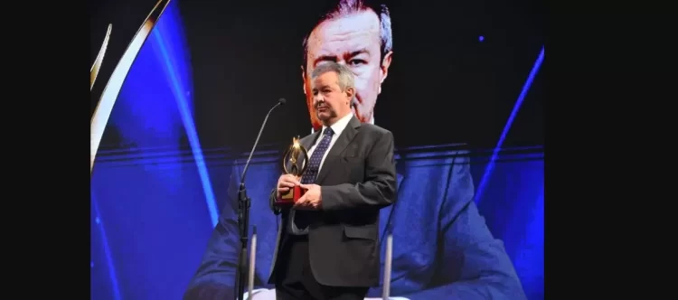 Pablo Bedoya, presidente del Directorio del BNB  fue distinguido en los Premios Maya 2025