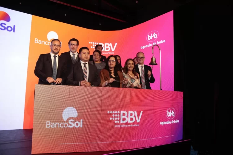 BancoSol impulsa 3.200 negocios de mujeres en Bolivia con la colocación de su segundo bono social de género por Bs. 150 millones