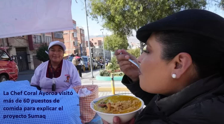 Mujeres dueñas de carritos de comida de La Paz y El Alto fortalecen sus emprendimientos con capacitaciones