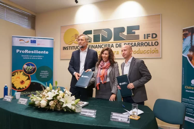 CIDRE IFD y ProResiliente suscriben acuerdo para fortalecer financiamiento sostenible 