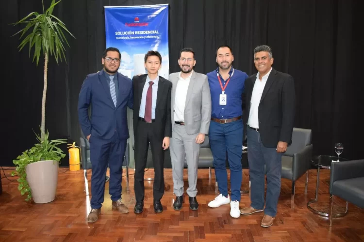 Huawei impulsa la energía solar en Bolivia con cinco nuevos distribuidores locales de FusionSolar
