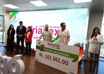 Compromiso con la vida. Laboratorios Bagó de Bolivia apoya a la protección de la Paraba Frente Roja