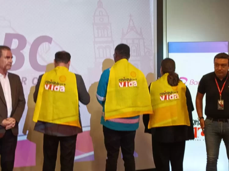 Bus del BNB: acercando la educación financiera a la población