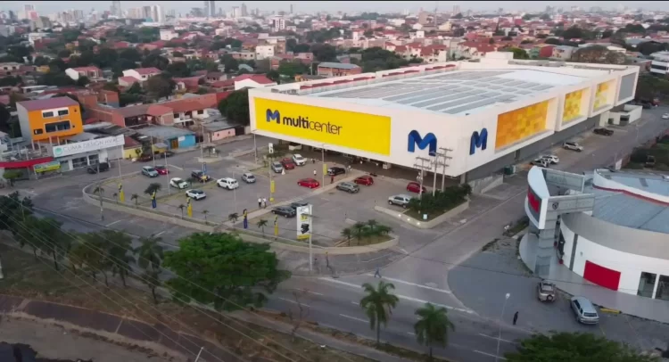 Multicenter marca un hito en Bolivia con la instalación de más de 500 paneles solares
