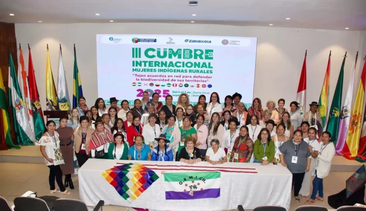 En Santa Cruz, mujeres indígenas rurales acuerdan pacto verde por la biodiversidad