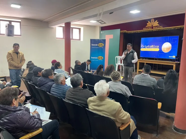 Banco BISA fortalece la Educación Financiera de Adultos Mayores