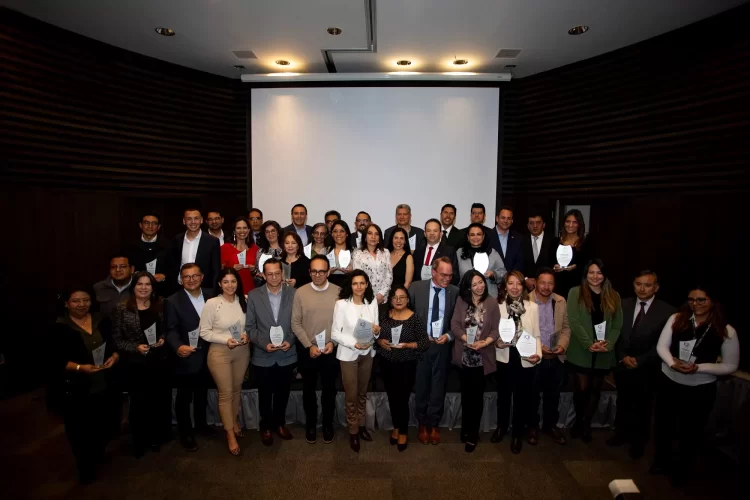 ICR celebra sus 17 años y premia a las empresas comprometidas con la transparencia, la rendición de cuentas y el desarrollo sostenible de Bolivia y LATAM