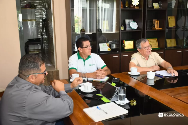 Fundaciones CRE, Une Acciones y la Universidad Ecológica impulsan proyectos de salud
