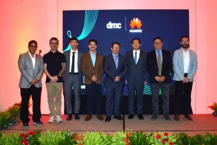 HUAWEI y DMC anuncian alianza estratégica para la distribución de su paquete de soluciones empresariales “EKIT”