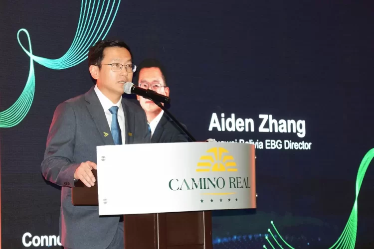 HUAWEI y DMC anuncian alianza estratégica para la distribución de su paquete de soluciones empresariales “EKIT”