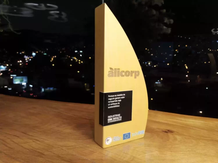 Alicorp reafirma su liderazgo sostenible con el premio “Industrias con Impacto”