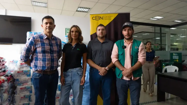 CBN activa su protocolo de apoyo humanitario y entrega bebidas, alimentos e insumos para las familias afectadas por el desastre en Samaipata
