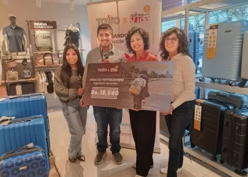 TOTTO y sus clientes recaudan Bs. 18.540 en apoyo a los niños que luchan contra el cáncer