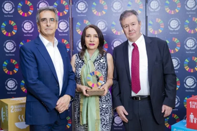 «Agua Valoramos la Vida» del BNB recibe galardón ODS del Pacto Global, ONU Bolivia y Cainco