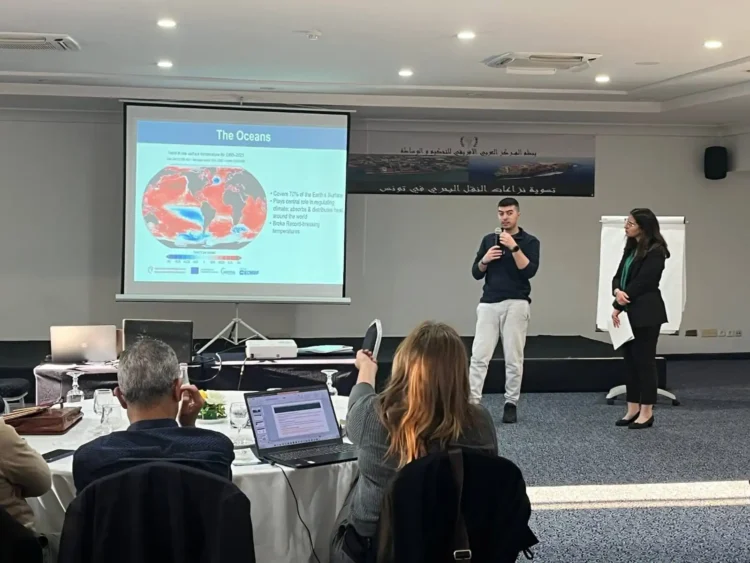 ALLATRA IPM: Informe, con aporte boliviano, sobre la amenaza global de los nanoplásticos  es presentado en Túnez