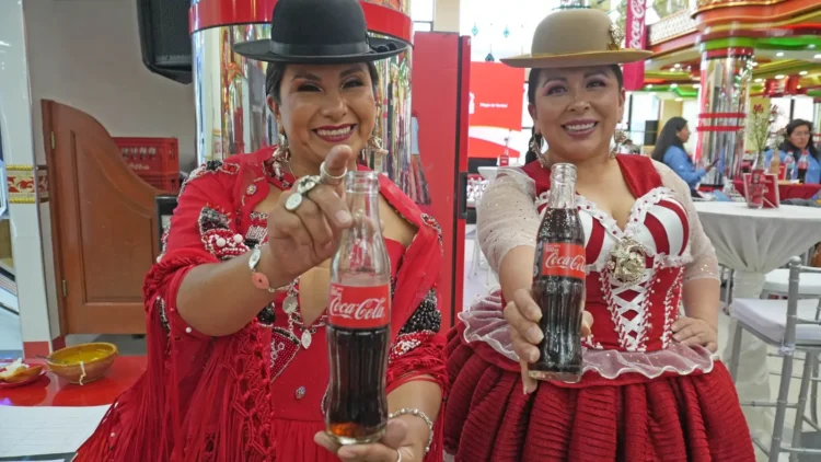 Coca-Cola Bolivia lanza campaña que impulsa el ahorro mediante el uso de envases retornables