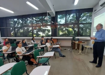 UPSA y HUAWEI fortalecen la formación en virtualización, nube e IA