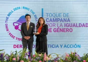 BBV reconoce a BancoSol en el Ring the Bell por su liderazgo en bonos de género