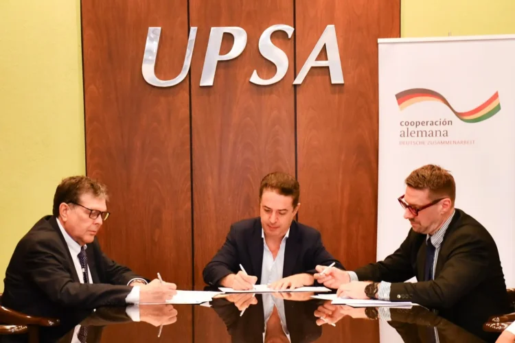 UPSA y GIZ se alían para potenciar capacidades profesionales para la transformación energética boliviana