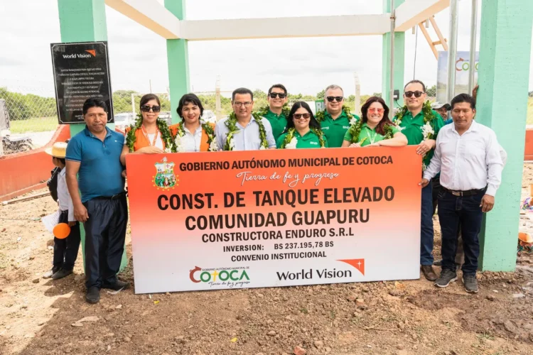 BNB hace posible que más de 600 niñas y niños de la comunidad Guapurú-Cotoca accedan a agua segura