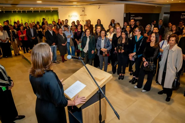 BNB ART inaugura la Expo de Kirah Design