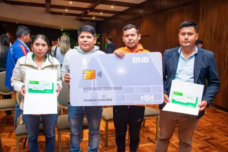 BNB y ConstruRed lanzan solución financiera para el sector ferretero