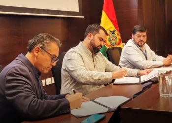 Banco unión y fundación alemana fortalecen alianza para impulsar la educación financiera en Bolivia