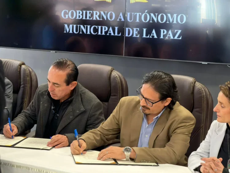 Helvetas Bolivia, Swisscontact y el GAM de La Paz firman acuerdo para fortalecer la GIRS