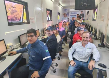 Itacamba, a través de Bróter, lleva la educación digital a San Miguel