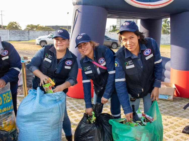 El “Gran Recreo Pilfrut” recupera más de 2 toneladas de bolsitas para reciclarlas