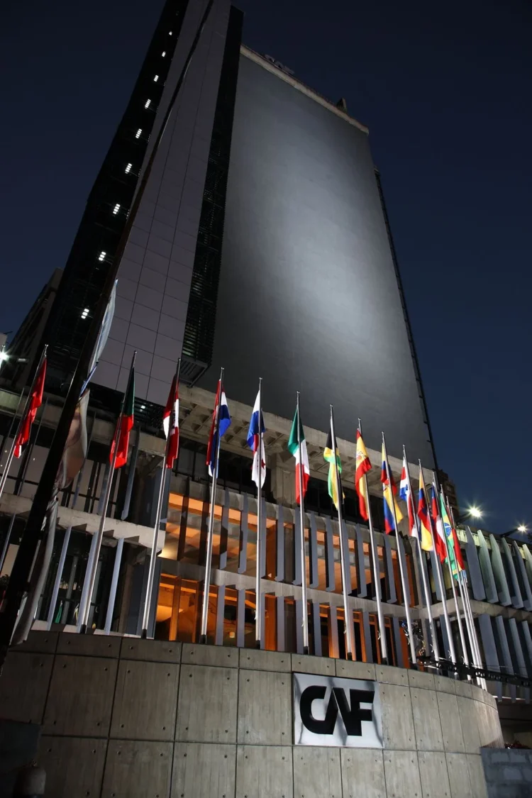 CAF logra su mayor calificación histórica con Moody’s Ratings