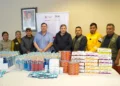 ELFEC entrega insumos y alimentos a personal que combate incendios en los parques Tunari y Carrasco