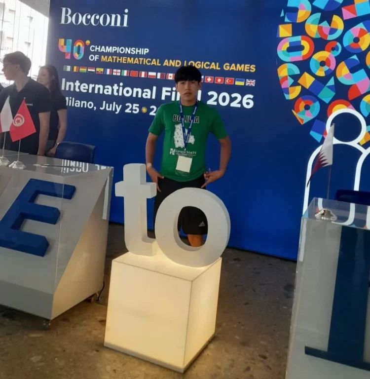 ENDE respalda la participación de estudiante boliviano en certamen internacional de matemáticas