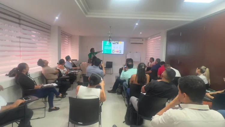 Fundación CRE se suma a los esfuerzos para impulsar a emprendedores emergentes
