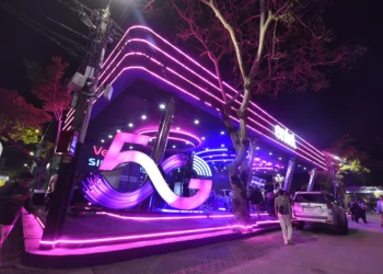 ENTEL inaugura su stand en FEXPOCRUZ 2026 y reafirma su rol como socio estratégico y tecnológico de Santa Cruz