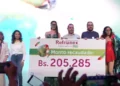 Laboratorios Bagó impulsa la transformación del sector farmacéutico y la conservación de la Paraba Frente Roja
