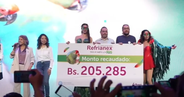 Laboratorios Bagó impulsa la transformación del sector farmacéutico y la conservación de la Paraba Frente Roja