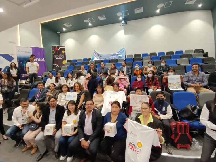 “Caminando por la Vida” a favor de niñas y niños con cáncer pinta de solidaridad a Cochabamba