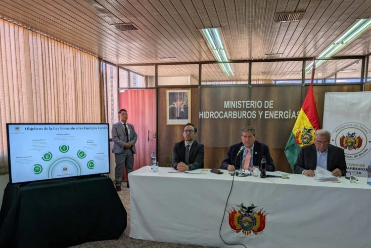 Ley de Fomento a las Energías Verdes busca dejar la dependencia de los combustibles fósiles