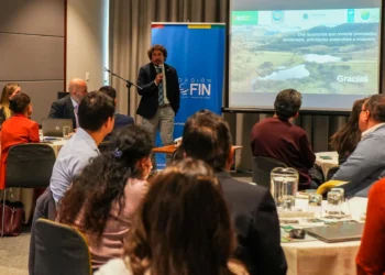 Gobierno inicia la elaboración de la taxonomía de finanzas sostenibles para el sector energético