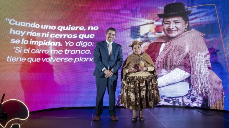 BancoSol obtiene el reconocimiento global “Inclusion Champion” por impulsar la inclusión financiera de mujeres